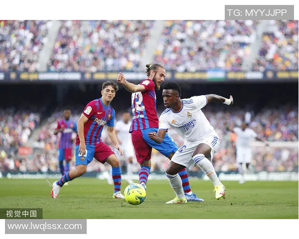 维尼修斯·儒尼奥尔：从巴西天才少年到世界足坛新星的蜕变之路